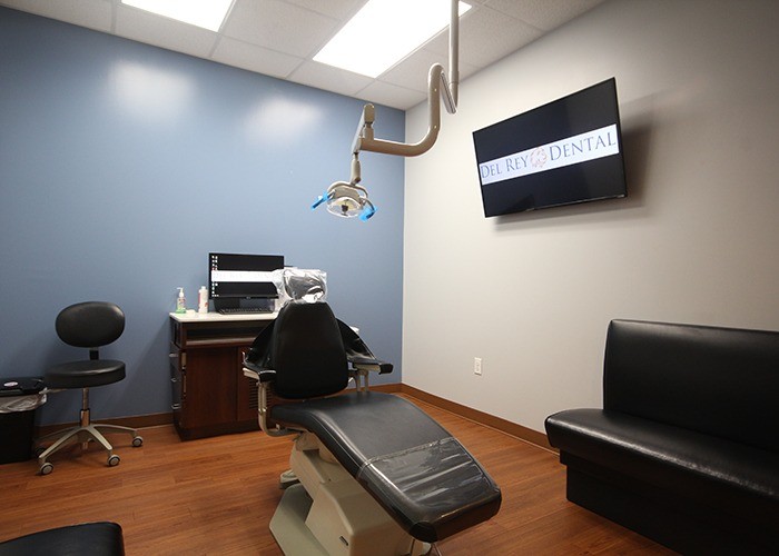 Dental treatment room